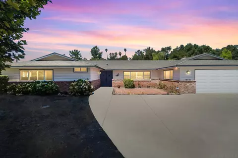 28035 Mountain Meadow Rd, Escondido, CA 92026
