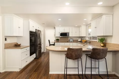 Kitchen - 28035 Mountain Meadow Rd, Escondido, CA 92026 photo 1 of 3