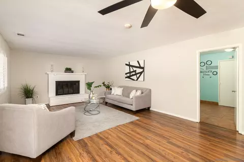 Living - 28035 Mountain Meadow Rd, Escondido, CA 92026 photo 4 of 4