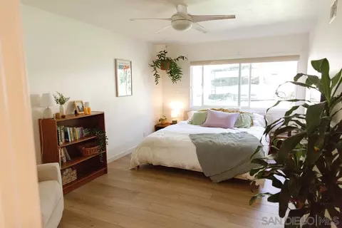 Bedroom - 215 Countryhaven Rd, Encinitas, CA 92024 photo 1 of 5