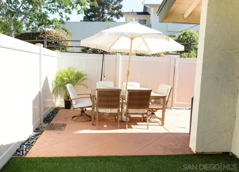 Exterior - 215 Countryhaven Rd, Encinitas, CA 92024 photo 5 of 6