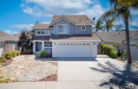 23777 Sierra Oak Dr, Murrieta, CA 92562