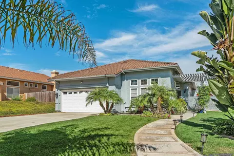 1868 Foothill View Pl, Escondido, CA 92026 photo 4