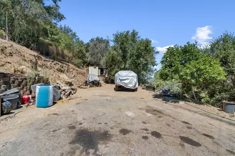 1340 Windsong Ln, Escondido, CA 92026 photo 4