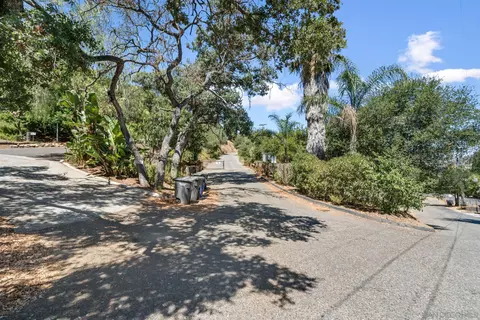 1340 Windsong Ln, Escondido, CA 92026 photo 7