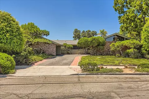 5886 Soledad Rd, La Jolla, CA 92037