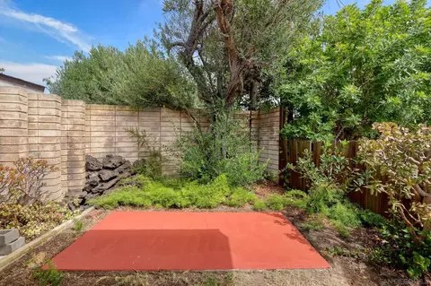 Exterior - 1063 Skylark Dr, La Jolla, CA 92037 photo 6 of 6