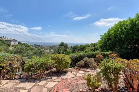 Exterior - 1063 Skylark Dr, La Jolla, CA 92037 photo 2 of 6