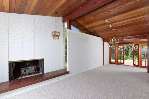 Living - 1063 Skylark Dr, La Jolla, CA 92037 photo 2 of 3