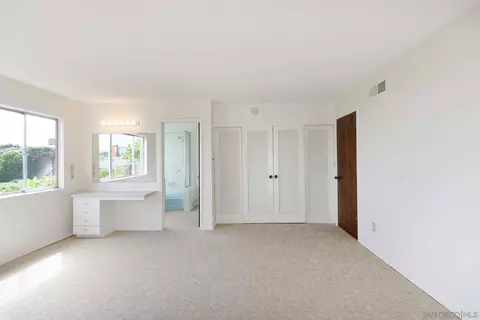 Bedroom - 1063 Skylark Dr, La Jolla, CA 92037 photo 1 of 2