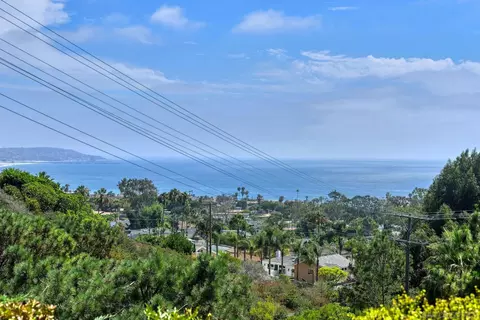 View/Area - 1063 Skylark Dr, La Jolla, CA 92037 photo 3 of 5