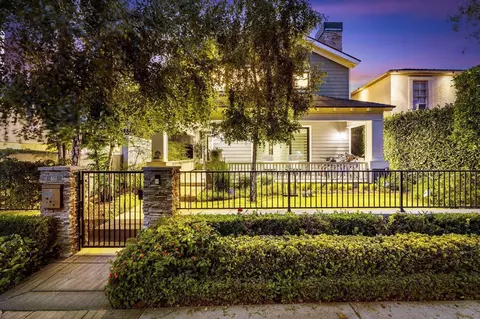 Exterior - 461 I Ave, Coronado, CA 92118 photo 3 of 9