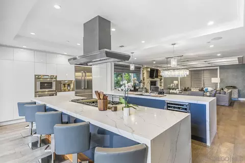 Kitchen - 461 I Ave, Coronado, CA 92118 photo 6 of 10