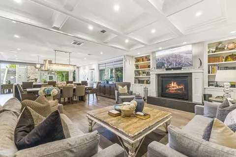 Living - 461 I Ave, Coronado, CA 92118 photo 4 of 4