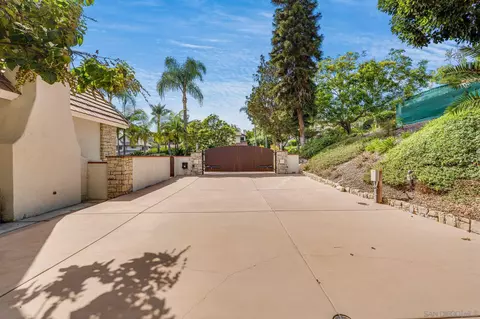 Exterior - 939 Calle Santa Cruz, Encinitas, CA 92024 photo 18 of 18