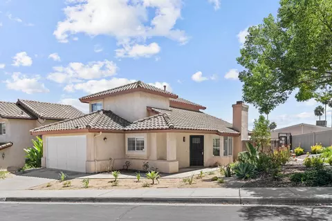 1881 Loreto Gln, Escondido, CA 92027 photo 5