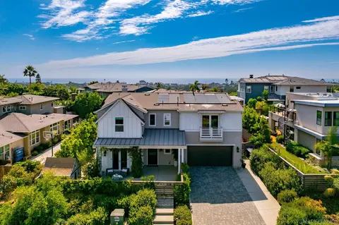 Exterior - 820 Hymettus Ave, Encinitas, CA 92024 photo 4 of 4
