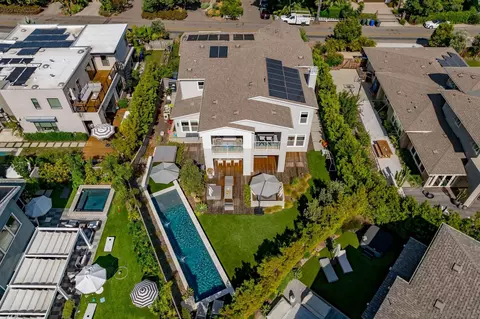 View/Area - 820 Hymettus Ave, Encinitas, CA 92024 photo 2 of 3