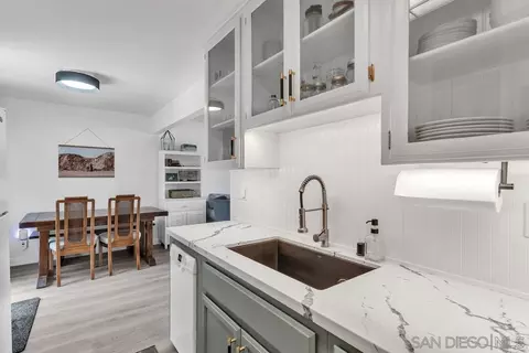 Kitchen - 4750 70th St #2, La Mesa, CA 91942 photo 3 of 4