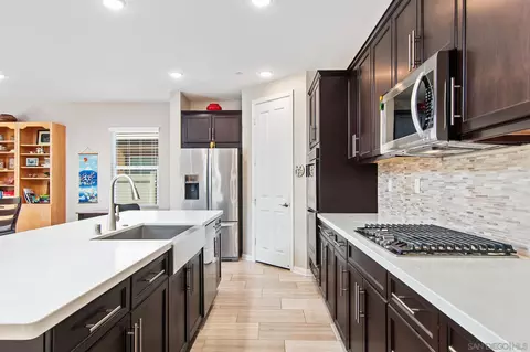 Kitchen - 10677 Braverman Dr, Santee, CA 92071 photo 2 of 3