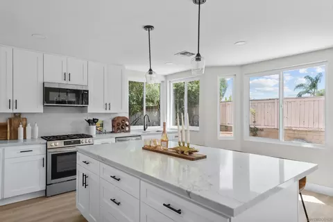 1699 Mountain Pass Cir, Vista, CA 92081 photo 27