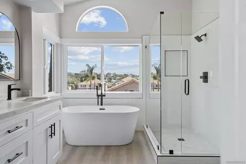 1699 Mountain Pass Cir, Vista, CA 92081 photo 9