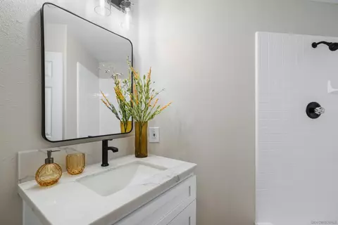1699 Mountain Pass Cir, Vista, CA 92081 photo 29