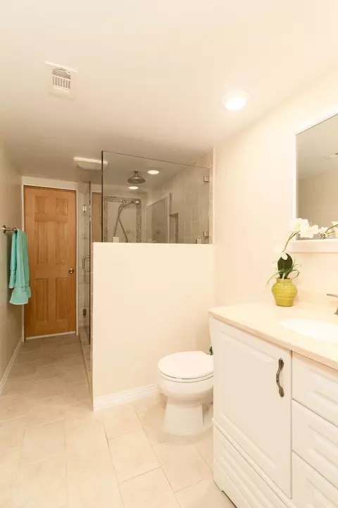 Bath - 3418 Alta Loma Dr, Jamul, CA 91935 photo 6 of 7