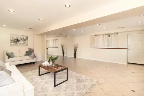 Living - 3418 Alta Loma Dr, Jamul, CA 91935 photo 3 of 6