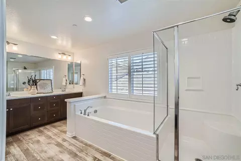 398 Ventasso Way, Fallbrook, CA 92028 photo 12