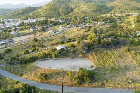 14486 Rios Canyon Rd, El Cajon, CA 92021 photo 2