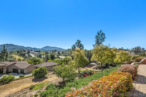 Exterior - 17867 Joyas Ct, Poway, CA 92064 photo 12 of 14