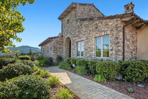 17867 Joyas Ct, Poway, CA 92064