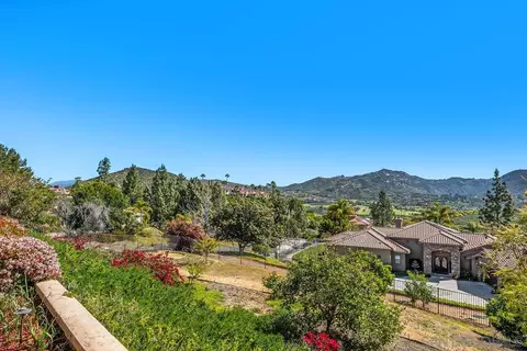 Exterior - 17867 Joyas Ct, Poway, CA 92064 photo 11 of 14