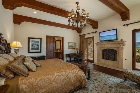 Bedroom - 17867 Joyas Ct, Poway, CA 92064 photo 1 of 6