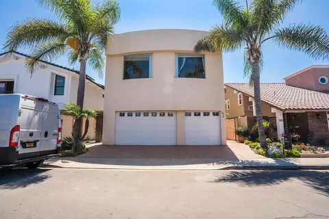 Exterior - 30 Green Turtle, Coronado, CA 92118 photo 2 of 14