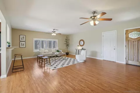 Living - 9330 Goyette Pl, Santee, CA 92071 photo 2 of 5