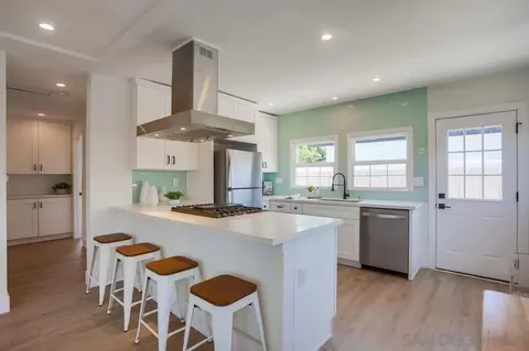 Kitchen - 1508 Bush St, Oceanside, CA 92058 photo 2 of 9