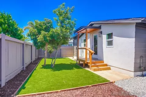 Exterior - 1508 Bush St, Oceanside, CA 92058 photo 7 of 10