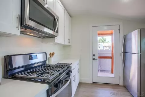 Kitchen - 1508 Bush St, Oceanside, CA 92058 photo 9 of 9