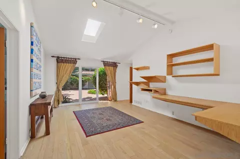 2660 Hidden Valley Rd, La Jolla, CA 92037 photo 26