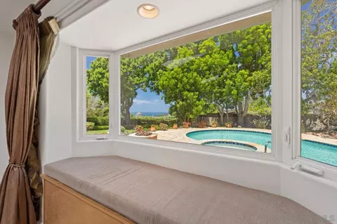 2660 Hidden Valley Rd, La Jolla, CA 92037 photo 23