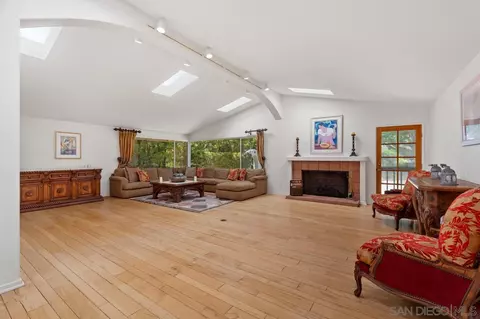 2660 Hidden Valley Rd, La Jolla, CA 92037 photo 6