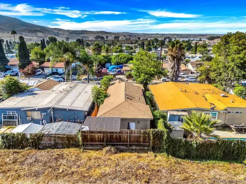 View/Area - 9756 Ivanho St, Spring Valley, CA 91977 photo 1 of 5