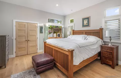Bedroom - 419 Westbourne St, La Jolla, CA 92037 photo 1 of 3