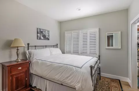 Bedroom - 419 Westbourne St, La Jolla, CA 92037 photo 3 of 3