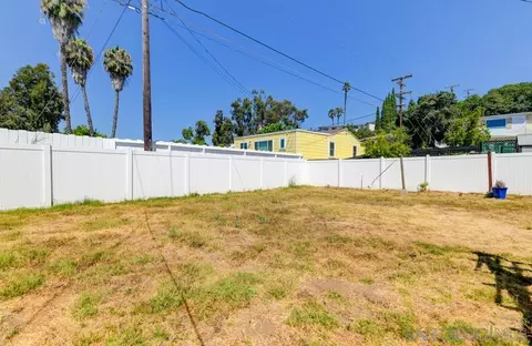 Exterior - 4390 Yale Ave, La Mesa, CA 91942 photo 7 of 9