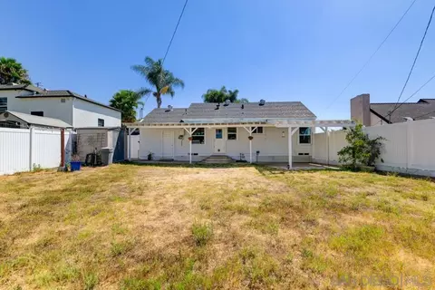 Exterior - 4390 Yale Ave, La Mesa, CA 91942 photo 9 of 9