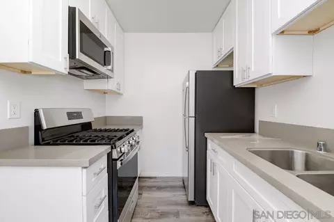 Kitchen - 4390 Yale Ave, La Mesa, CA 91942 photo 3 of 3