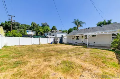 Exterior - 4390 Yale Ave, La Mesa, CA 91942 photo 8 of 9